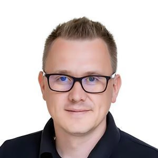 Корлыханов Дмитрий Игоревич — Стоматолог-хирург, Гнатолог, Стоматолог-имплантолог, Стоматолог-ортопед, Челябинск