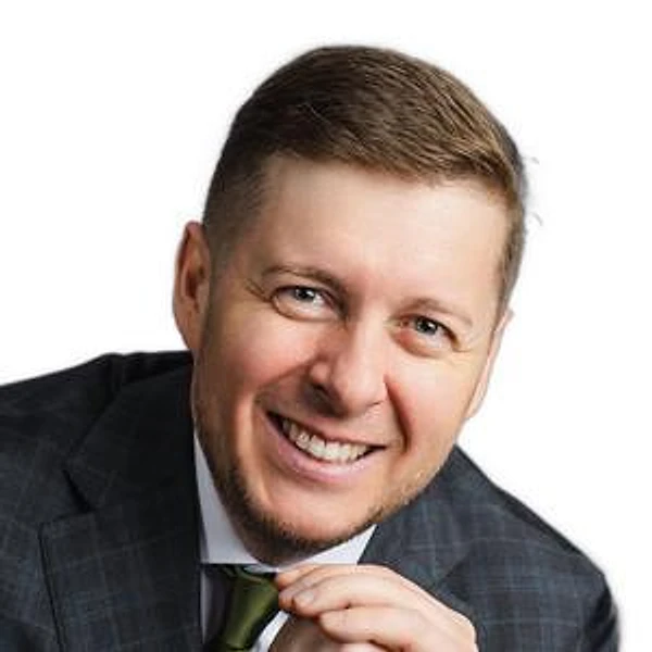 Куликов Вячеслав Валерьевич — Стоматолог-имплантолог, Челюстно-лицевой хирург, Челябинск