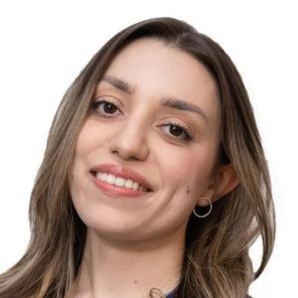 Галустян Зоя Юрьевна — Стоматолог, Стоматолог-гигиенист, Санкт-Петербург