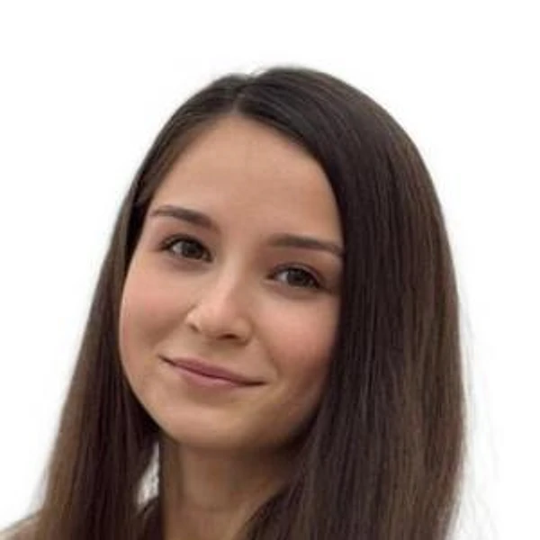 Травина Яна Сергеевна — Стоматолог-хирург, Елец