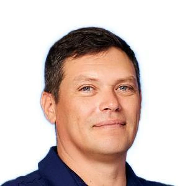 Дейкун Денис Владимирович — Стоматолог-имплантолог, Хабаровск