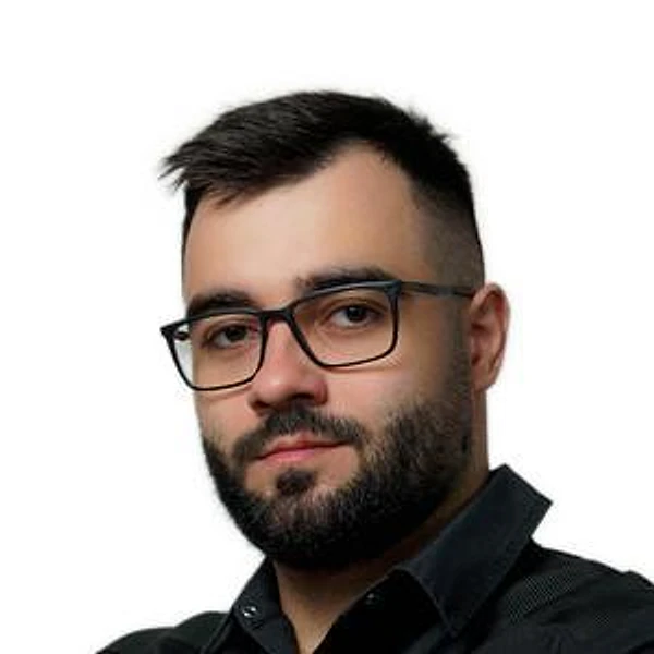 Гергележиу Кристиан Анатольевич — Стоматолог, Москва
