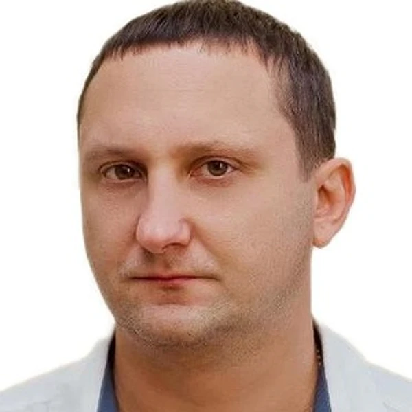 Николаев Максим Николаевич — Офтальмолог (окулист), Рязань