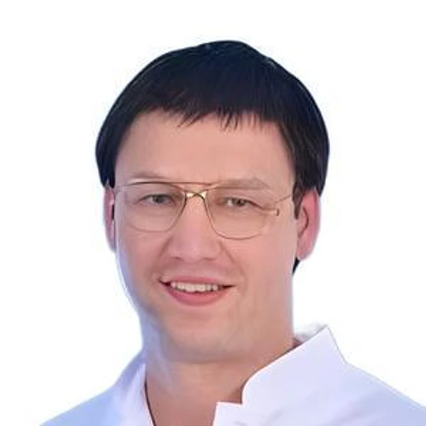 Артамонов Артем Викторович — Стоматолог-ортопед, Стоматолог, Стоматолог-хирург, Уфа