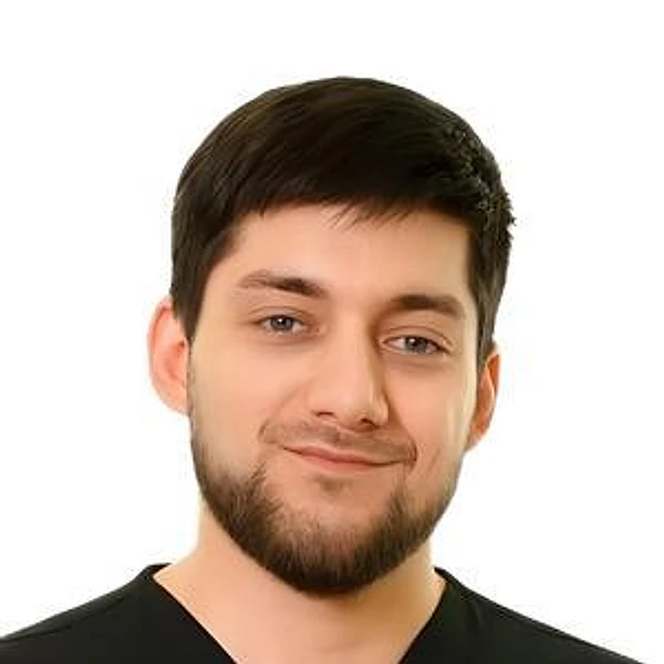 Гаджиев Расул Русланович — Стоматолог, Тула