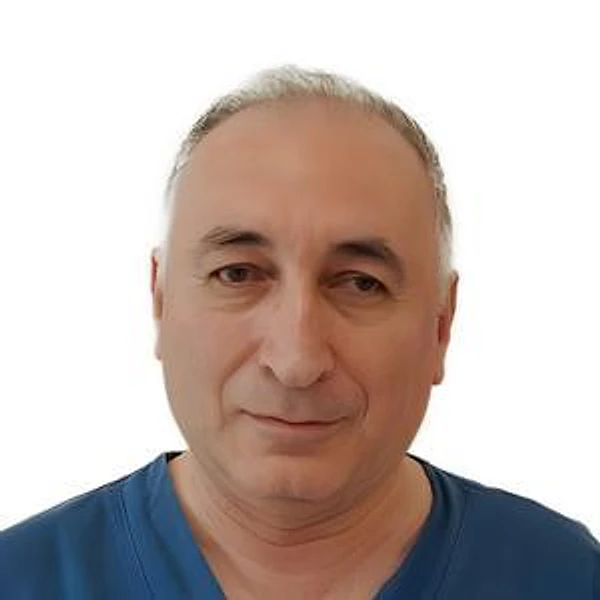 Кабисов Руслан Газбеевич — Массажист, Владикавказ