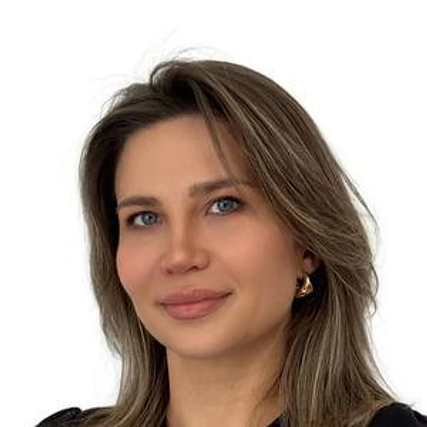 Устюгова Светлана Олеговна — Врач-косметолог, Хабаровск