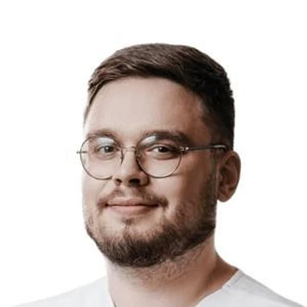 Новиков Максим Олегович — Стоматолог, Барнаул