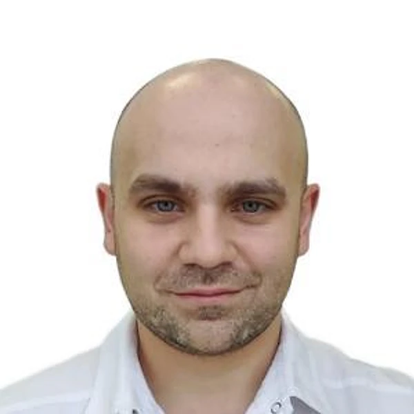 Калиниченко Максим Владимирович — Нефролог, Терапевт, Россошь