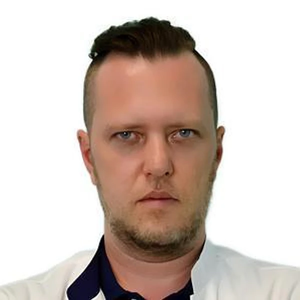 Савинов Илья Сергеевич — Анестезиолог-реаниматолог, Москва