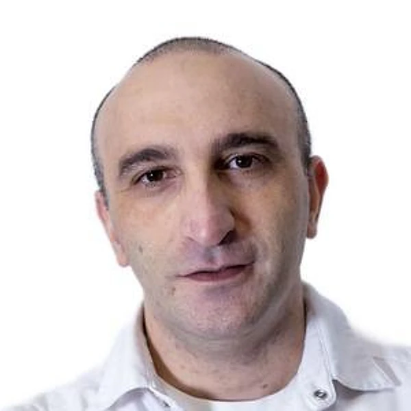 Датиев Азамат Александрович — Стоматолог, Мурманск