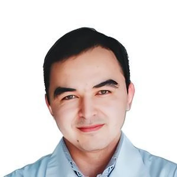 Исламов Денис Азатович — Хирург, Эндоскопист, Уфа