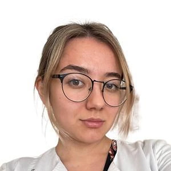 Сайфутдинова Элина Рамилевна — Гинеколог, Акушер, Южноуральск