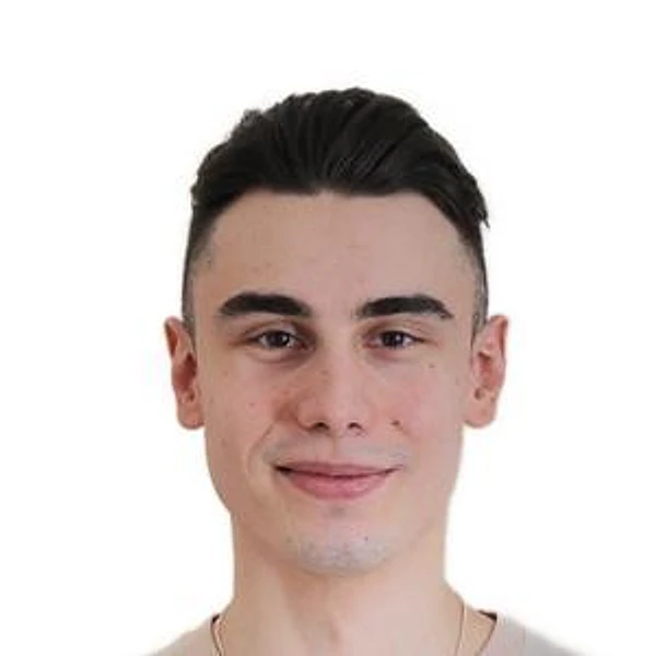 Красавин Арьян Шахинович — Стоматолог-ортопед, Суздаль