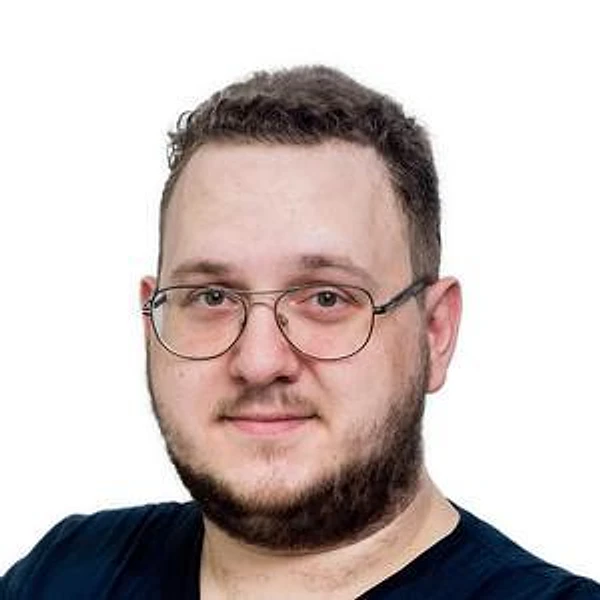 Петровский Никита Александрович — Стоматолог, Красноуфимск