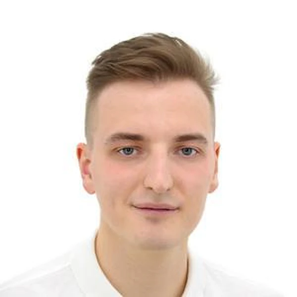 Тычинский Дмитрий Андреевич — Стоматолог-хирург, Стоматолог-имплантолог, Сосновый Бор