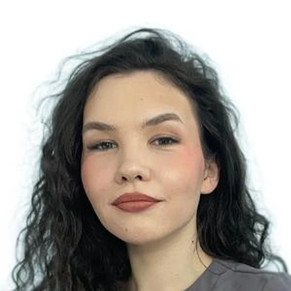 Макарова Эльвира Константиновна — Детский инструктор ЛФК, Детский массажист, Хабаровск