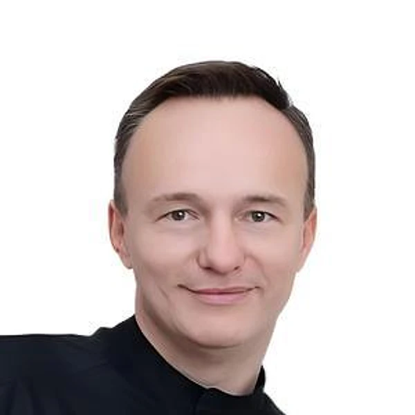 Пономарев Александр Александрович — Стоматолог-имплантолог, Стоматолог, Стоматолог-гигиенист, Стоматолог-ортопед, Стоматолог-хирург, Стоматолог-эндодонтист, Москва