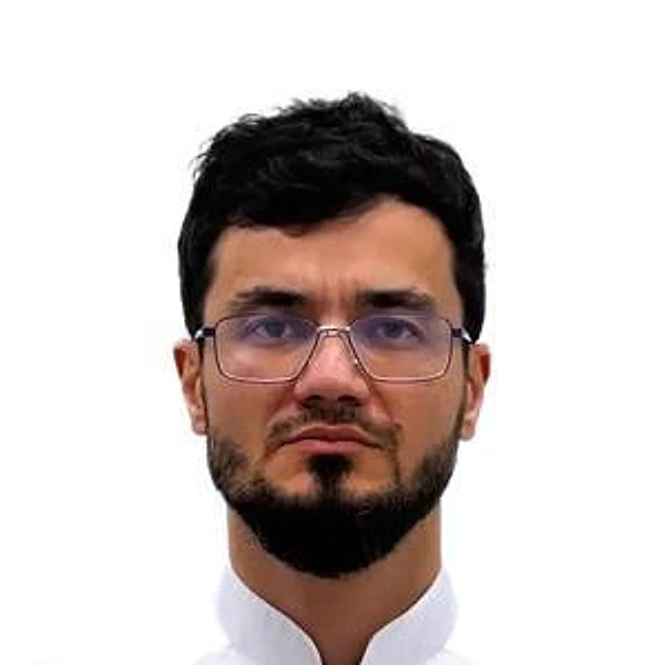 Болуров Исмаил Жашарбекович — Стоматолог, Махачкала