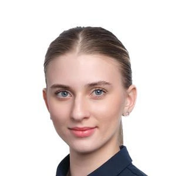 Квасникова Арина Михайловна — Стоматолог, Стоматолог-гигиенист, Стоматолог-эндодонтист, Санкт-Петербург