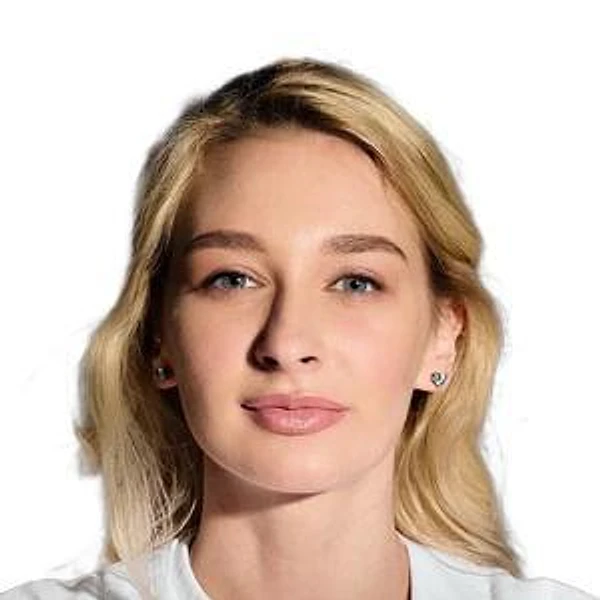 Синяева Валерия Александровна — Пластический хирург, Москва