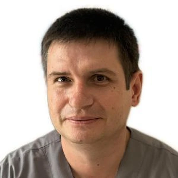 Халабузарь Александр Анатольевич — Стоматолог, ст. Каневская