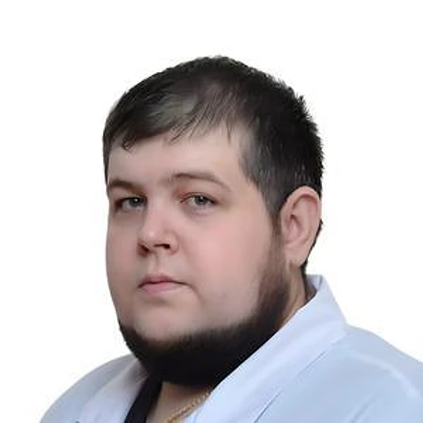 Кузнецов Максим Олегович — Хирург, Москва