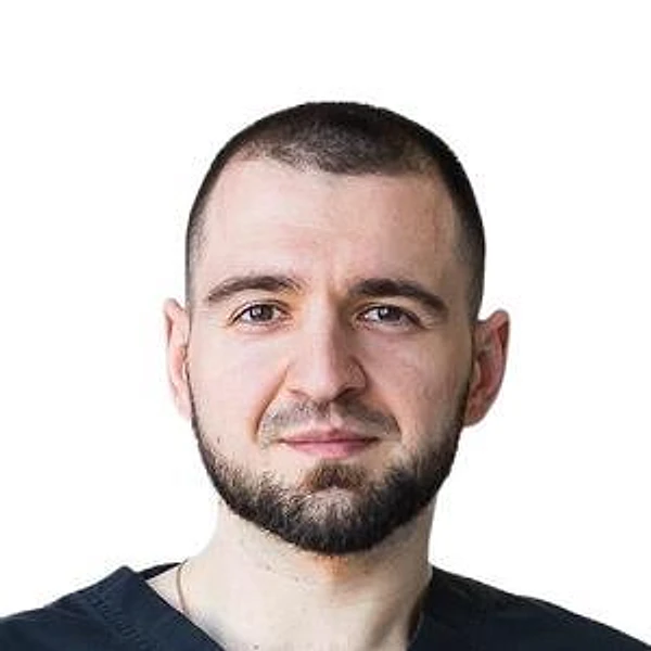 Исагулян Давид Эмильевич — Нейрохирург, Москва