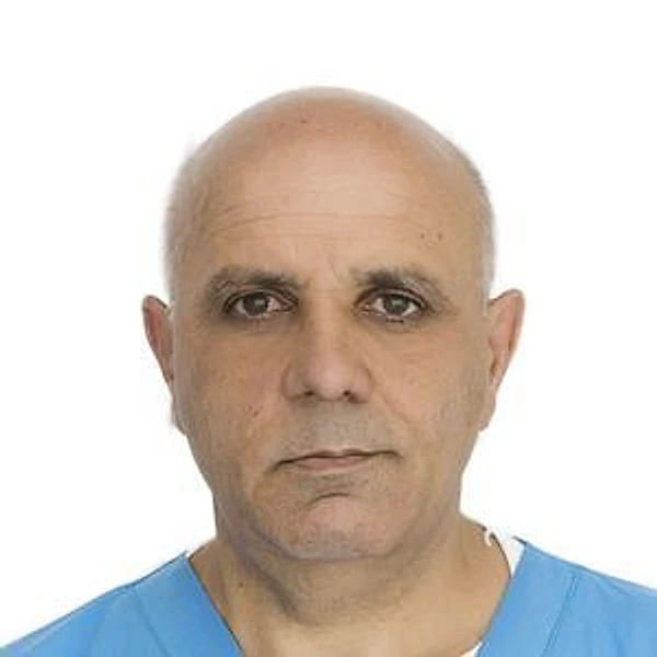 Колозян Артур Размикович — Гастроэнтеролог, Андролог, Врач общей практики (семейный врач), Терапевт, Трансфузиолог, Уролог, Эндокринолог, Сочи