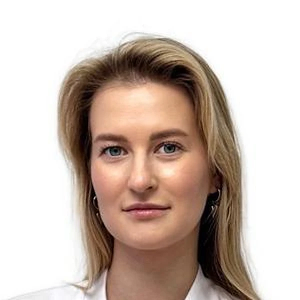 Михайлова Анна Евгеньевна — Стоматолог-хирург, Кыштым