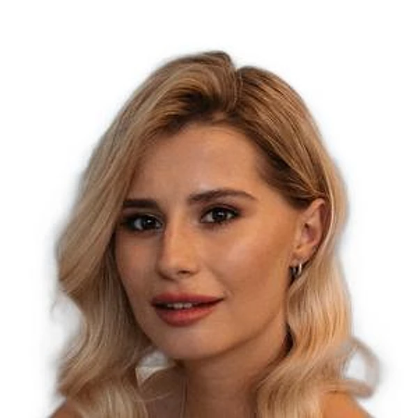 Окунева Алина Альбертовна — Гинеколог, Акушер, Москва