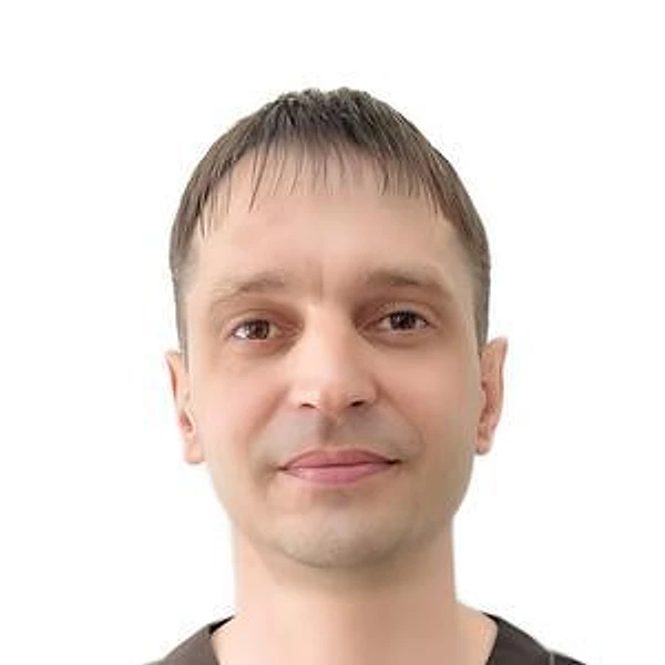 Иванюк Антон Сергеевич — Стоматолог, Татарск