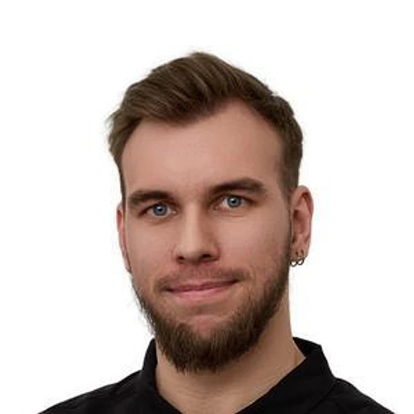 Бурдуков Никита Витальевич — Стоматолог, Архангельск