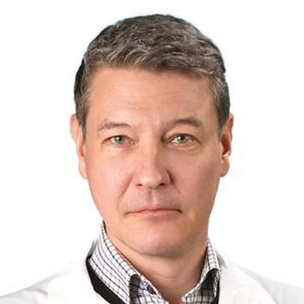 Якубенко Валерий Владиславович — Хирург, Саратов