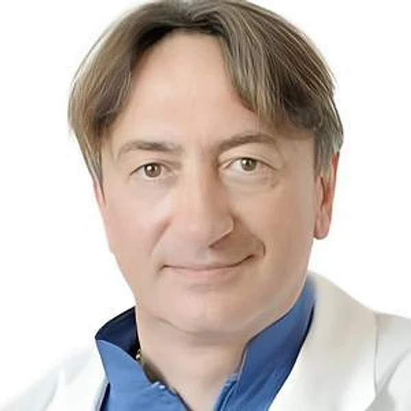 Казанский Вячеслав Олегович — Офтальмолог (окулист), Москва