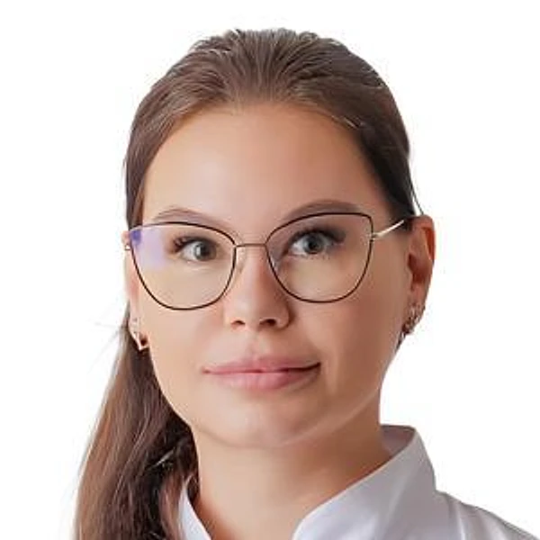 Раева Юлия Викторовна — Оптометрист, Санкт-Петербург
