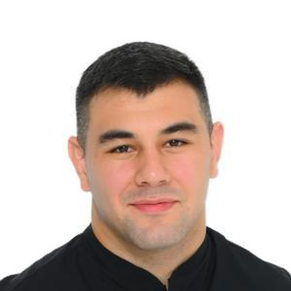 Тотров Азамат Эврикович — Стоматолог-хирург, Стоматолог, Стоматолог-имплантолог, Москва