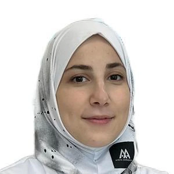 Хациева Амина Назировна — Стоматолог-имплантолог, Стоматолог-хирург, Елизово