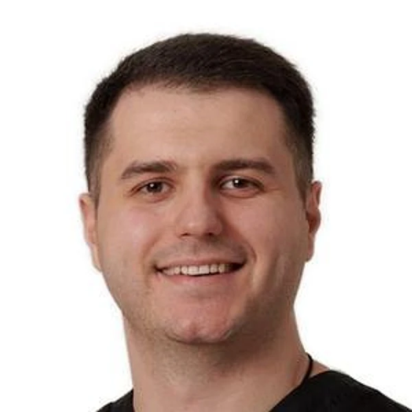 Гарибов Ованес Григорьевич — Стоматолог-имплантолог, Стоматолог-хирург, Ростов-на-Дону