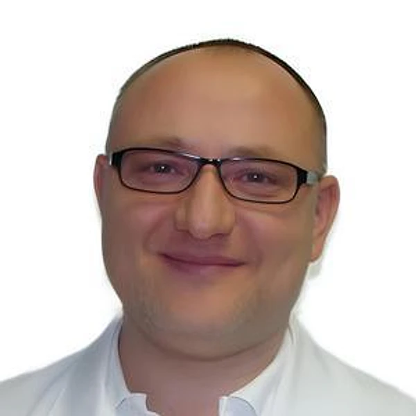 Азаренков Олег Петрович — Хирург, Онколог, Калининград