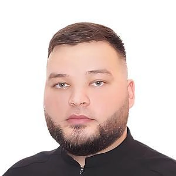 Муминов Азиз Бахромович — Стоматолог, Стоматолог-имплантолог, Стоматолог-хирург, Сургут
