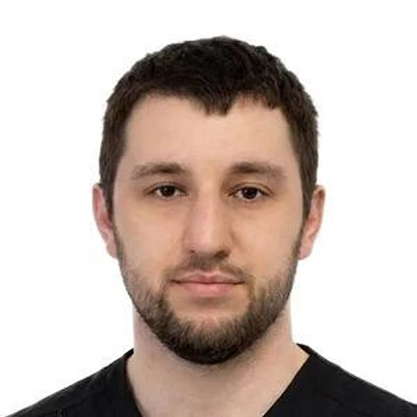 Тамбиев Аслангери Артурович — Стоматолог-ортопед, Санкт-Петербург