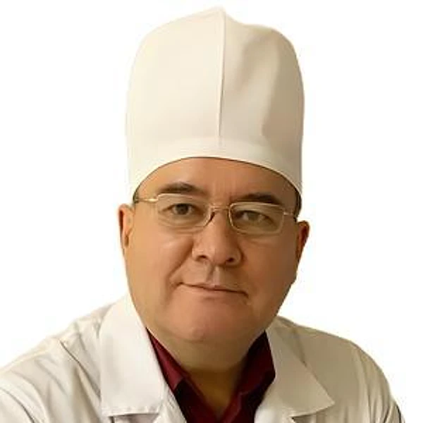 Газизов Марсел Абдуллаевич — Хирург, Эндоскопист, Уфа