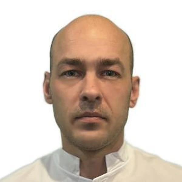 Рябцев Станислав Александрович — Стоматолог, Пародонтолог, Стоматолог-гигиенист, Стоматолог-эндодонтист, Смоленск