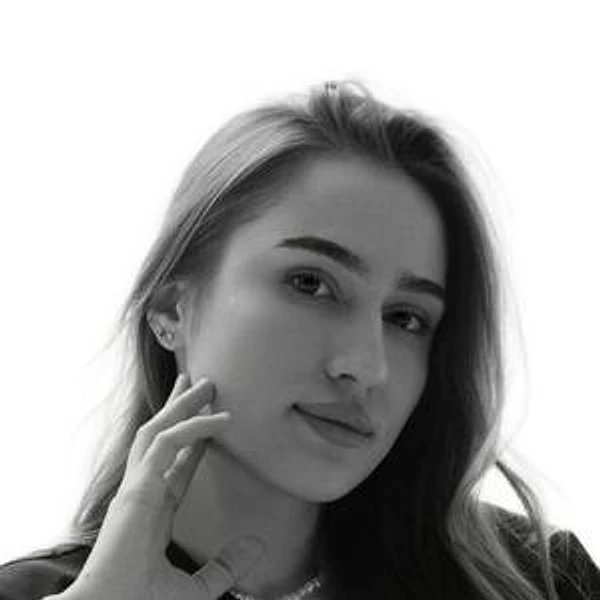 Бурмакова Олеся Андреевна — Стоматолог, Детский стоматолог-гигиенист, Стоматолог-гигиенист, Оренбург