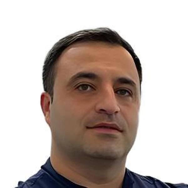 Устаев Адиль Вахидович — Стоматолог-ортопед, Стоматолог, Стоматолог-имплантолог, Стоматолог-хирург, Ульяновск