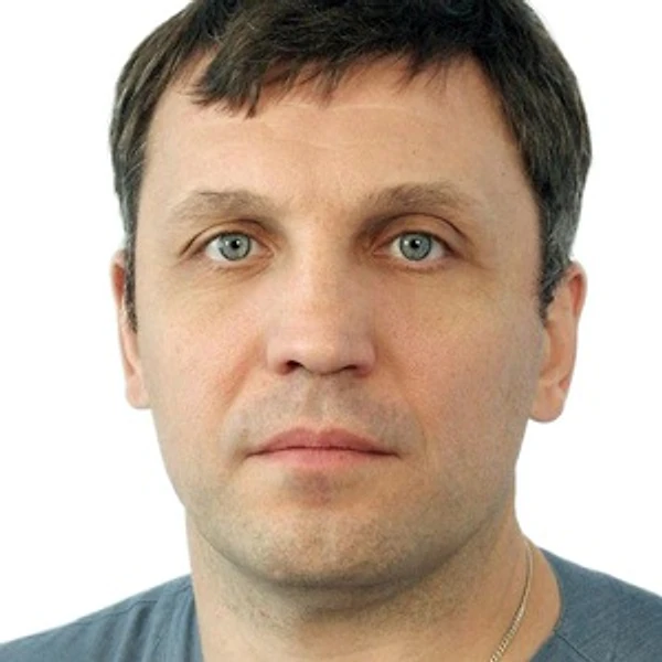 Кобозев Вячеслав Витальевич — Нейрохирург, Новосибирск