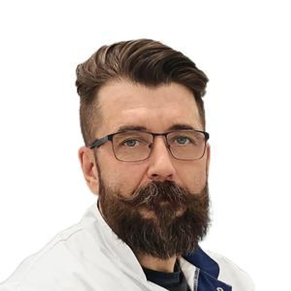 Аношкин Роман Викторович — Нейрохирург, Южно-Сахалинск