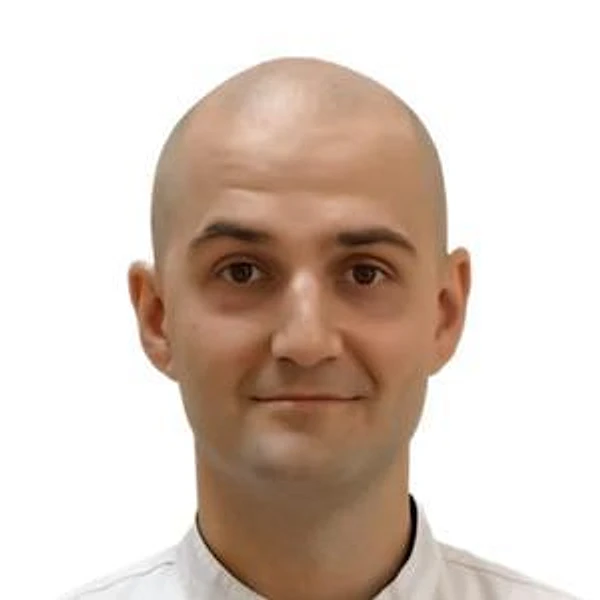 Корнилов Григорий Викторович — Нейрохирург, Киров