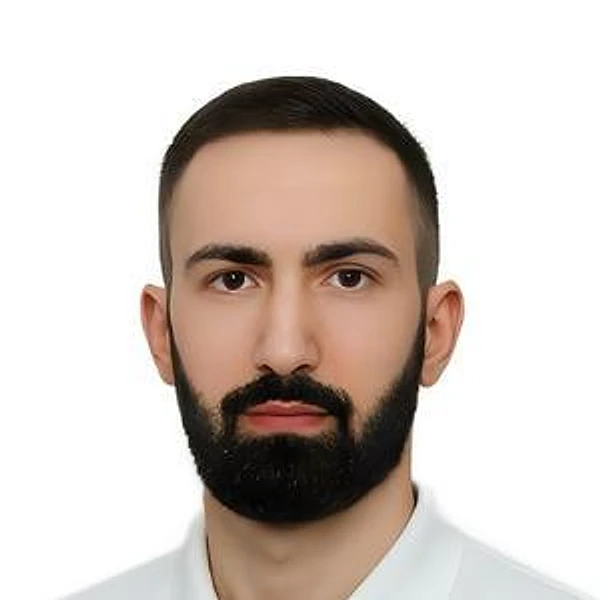 Егиазарян Яков Артурович — Стоматолог-хирург, Москва